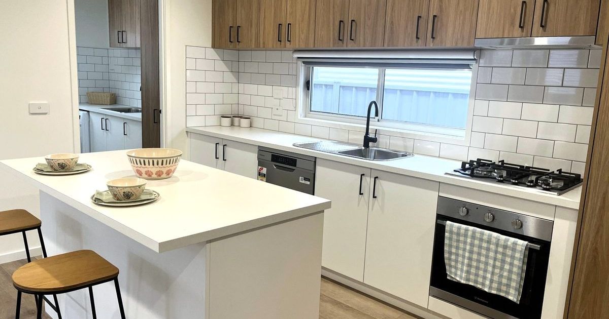Ballarat over 50 living