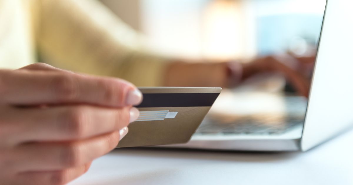Digital wallet improving online payment security