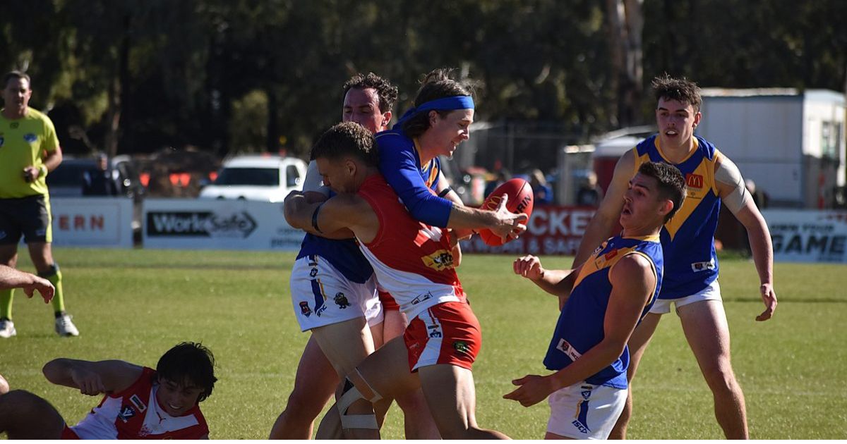 Ballarat vs Sebastopol football